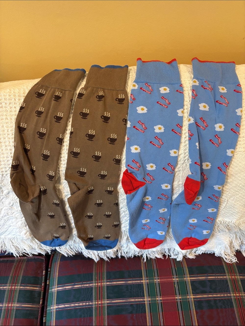 Lot Of 2 Pairs Men’s Novelty Socks One Size Fits Most Bacon & Eggs Coffee